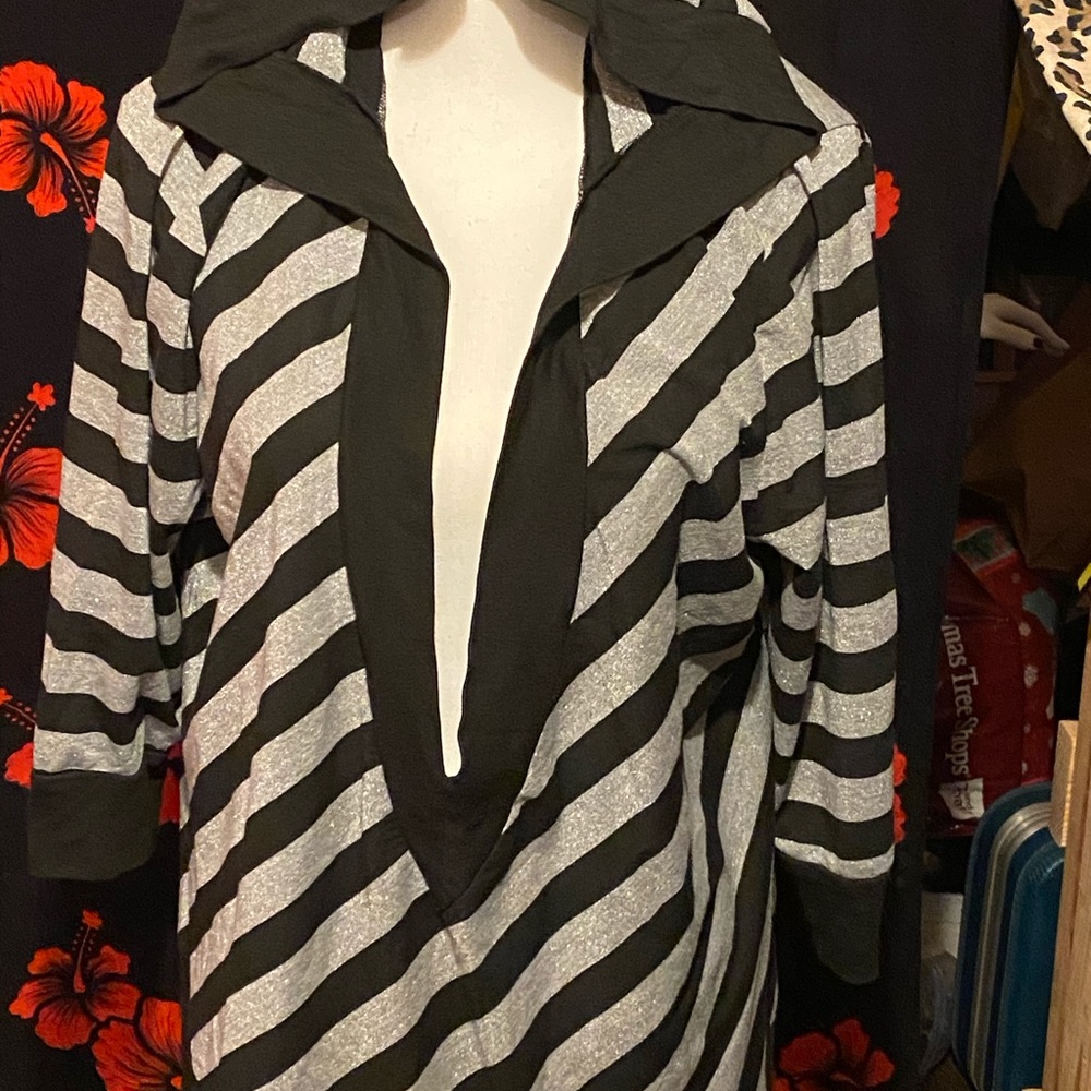 Womens 3/4 length sleeve hoodie